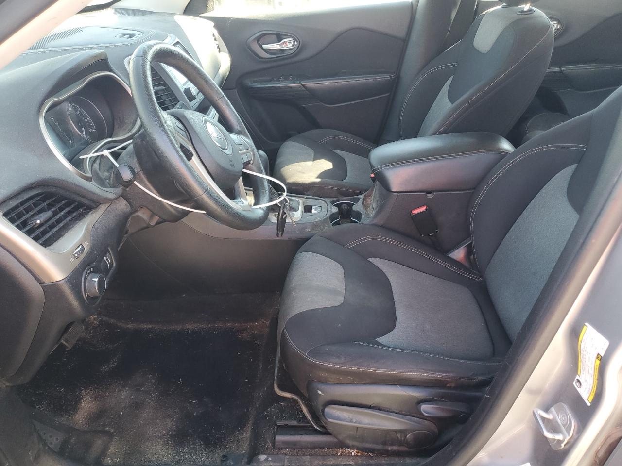 JEEP GRAND CHEROKEE SPORT