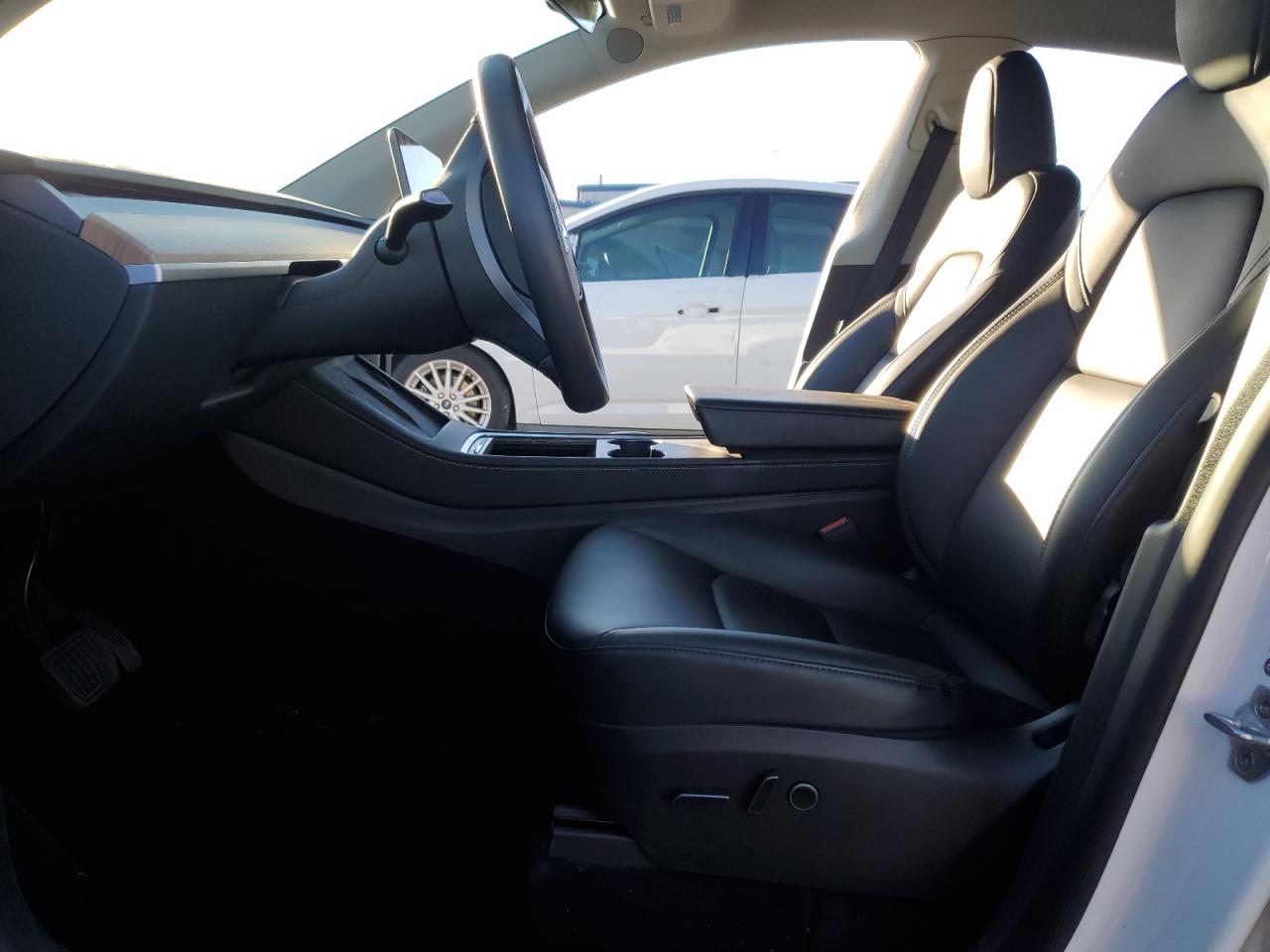 Lot #3318065388 2023 TESLA MODEL Y