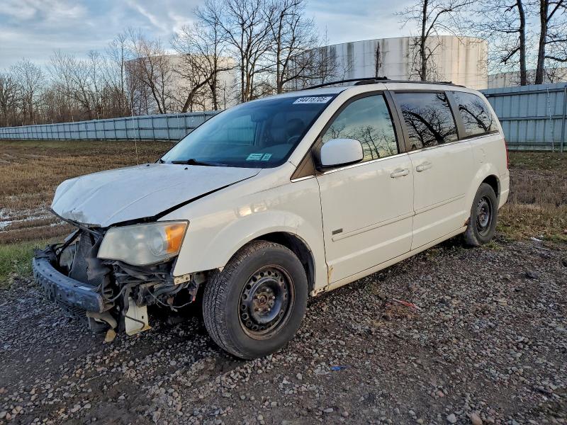2008 CHRYSLER TOWN & COU #3304516571