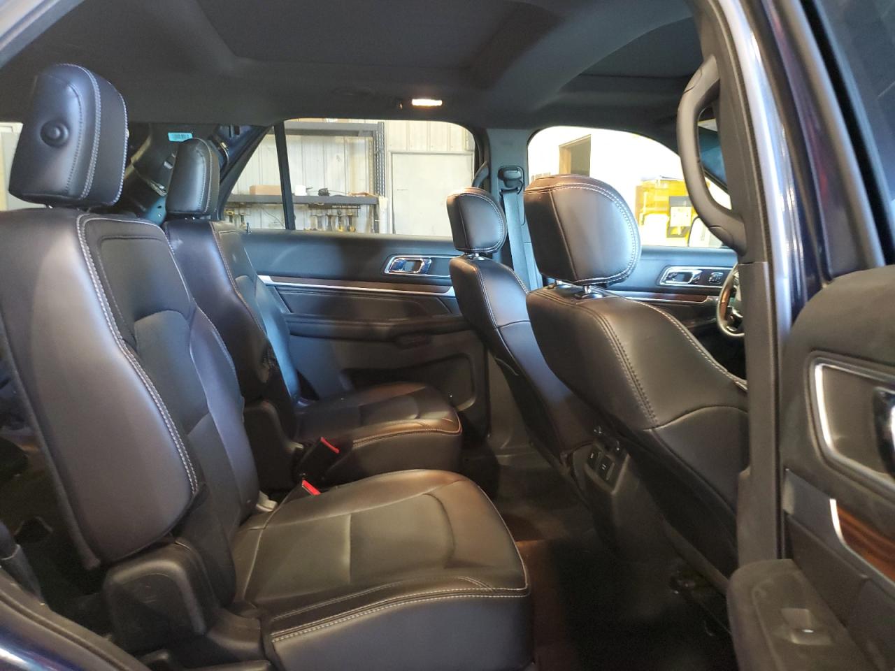 FORD EXPLORER LIMITED