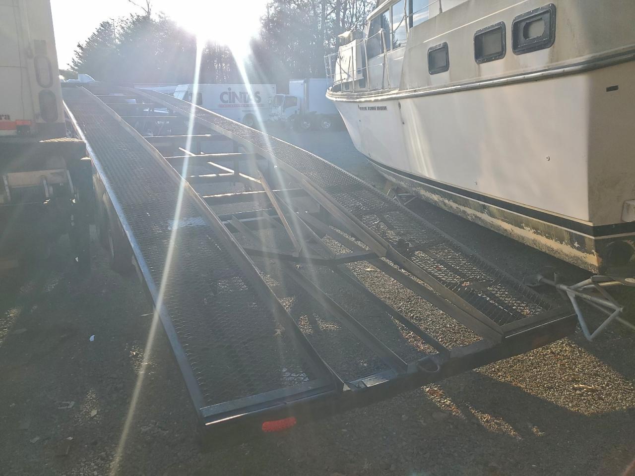 Lot #3301607630 2005 UNKNOWN UNKNOWN