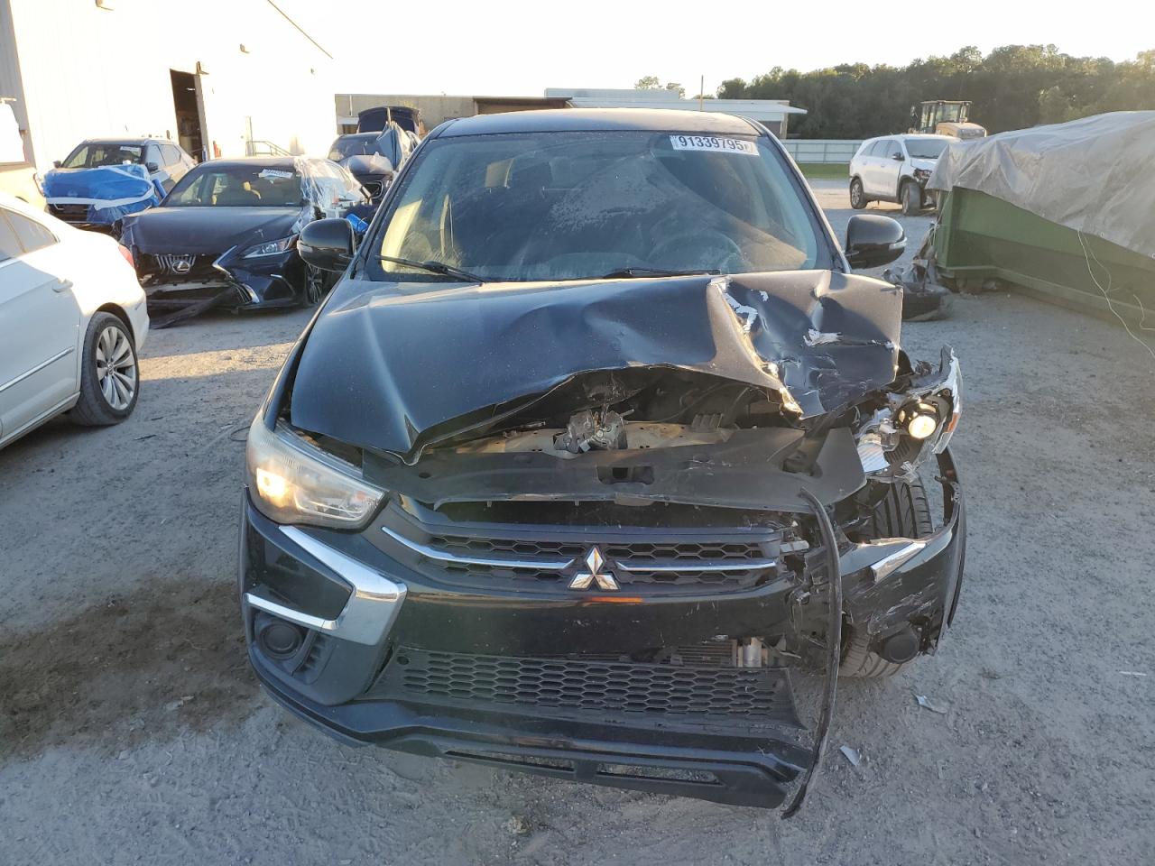 MITSUBISHI OUTLANDER ES