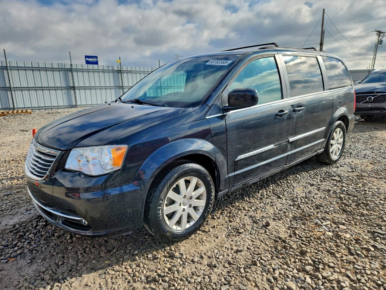 Lot #3305742759 2014 CHRYSLER TOWN & COU