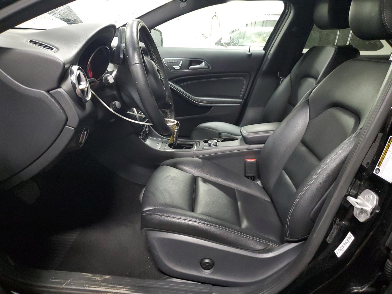 MERCEDES-BENZ GLA-CLASS 250