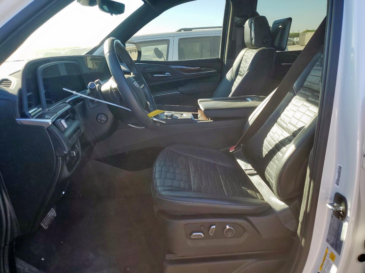 CADILLAC ESCALADE SPORT PLATINUM