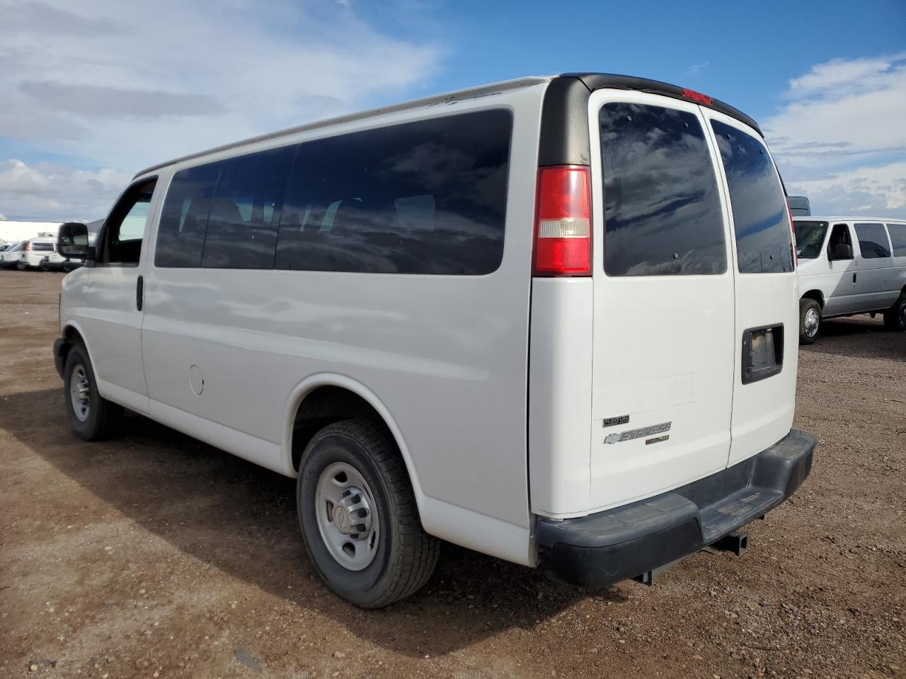 CHEVROLET EXPRESS LS