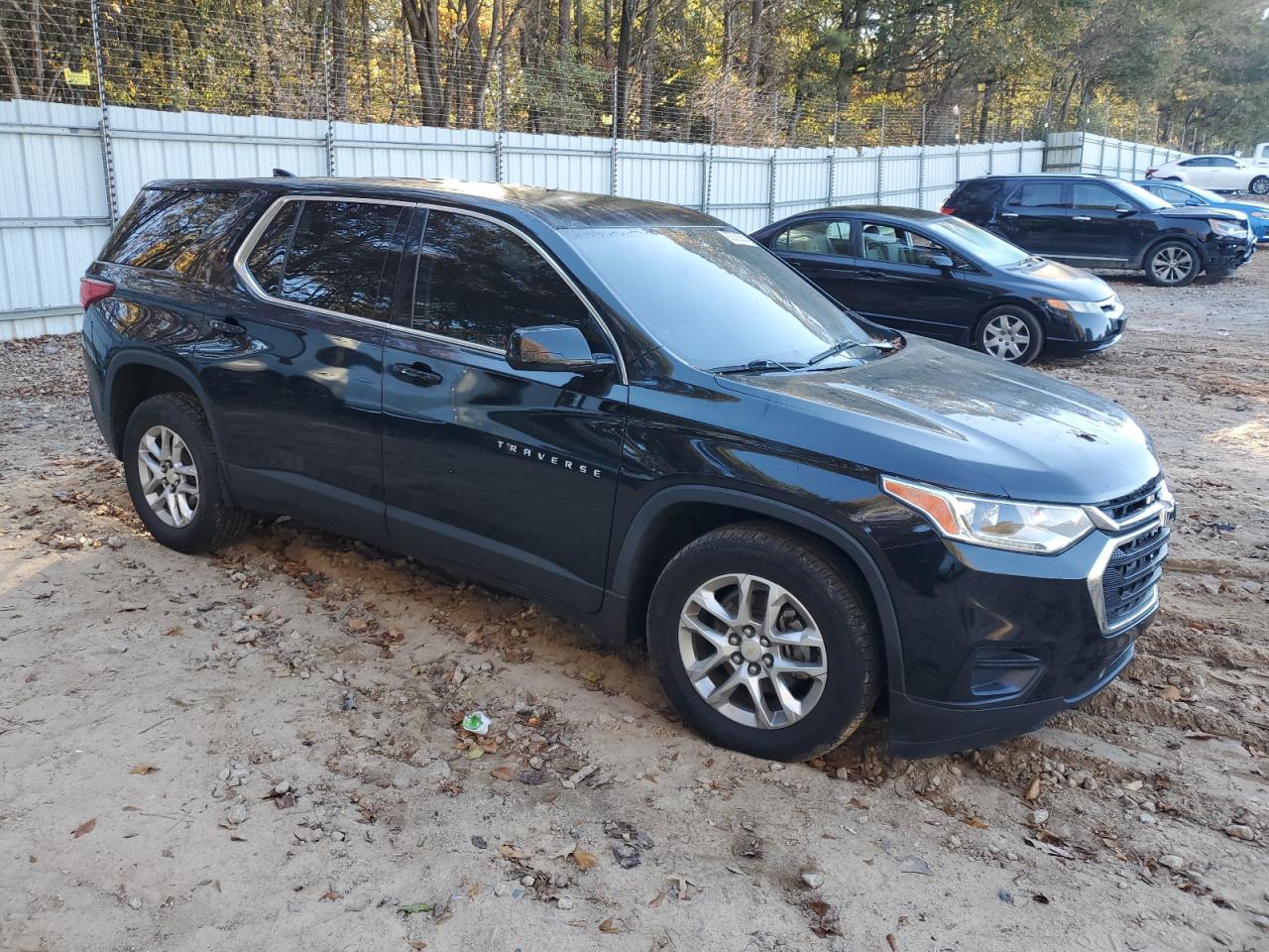 CHEVROLET TRAVERSE LS