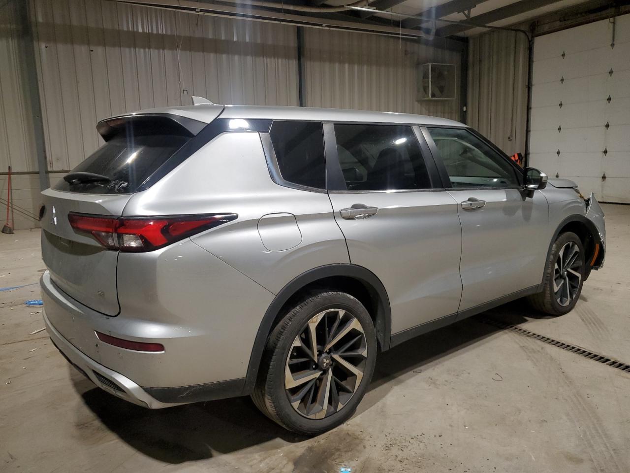 Lot #3301940448 2022 MITSUBISHI OUTLANDER