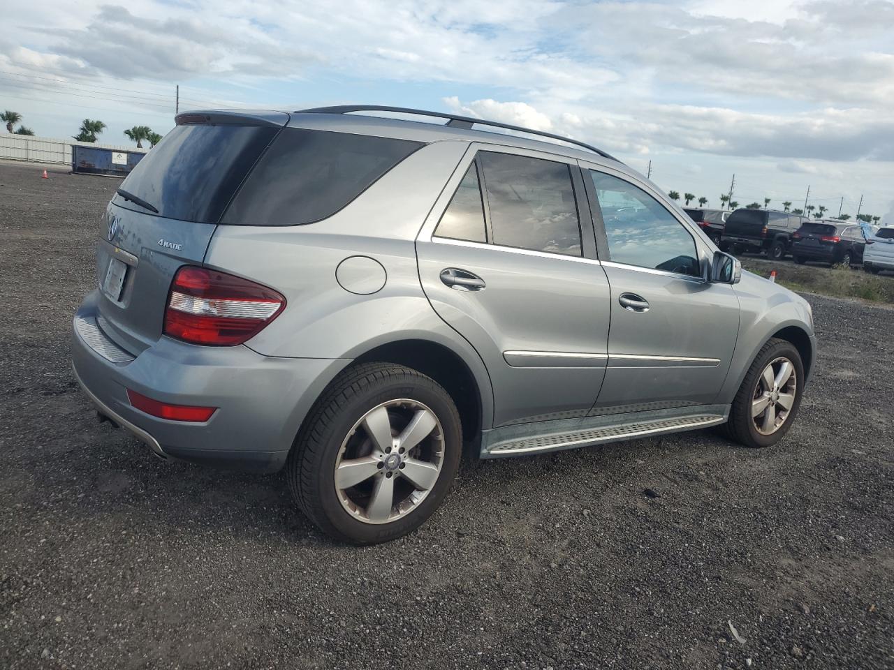 MERCEDES-BENZ M-CLASS 350 4MATIC