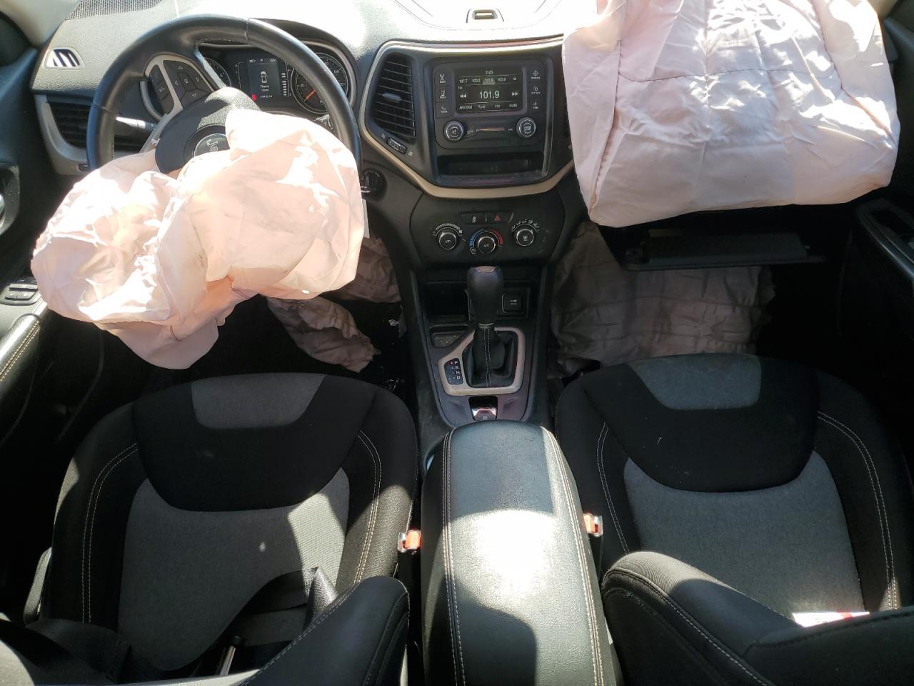 JEEP GRAND CHEROKEE SPORT