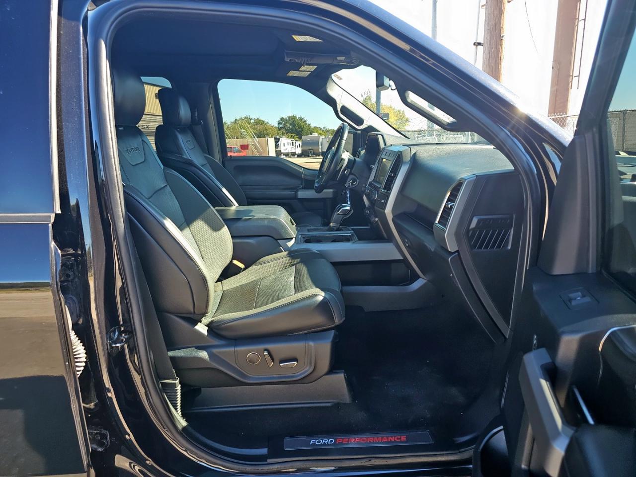 Lot #3279490267 2019 FORD RAPTOR