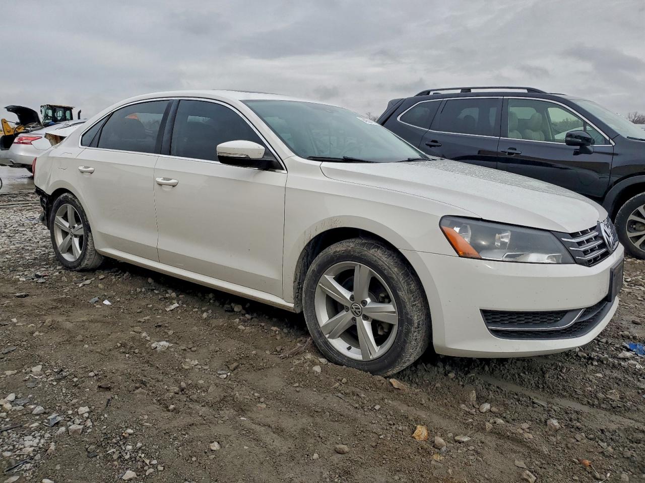 VOLKSWAGEN PASSAT SE