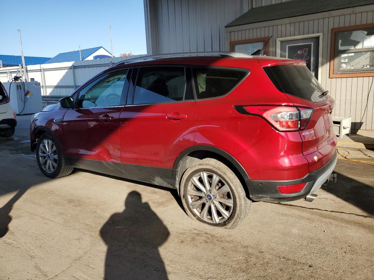 FORD ESCAPE TITANIUM