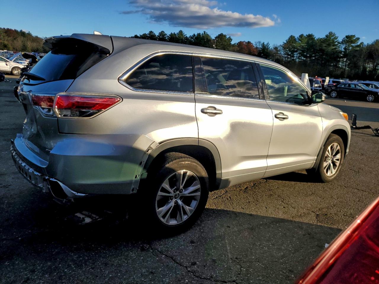 TOYOTA HIGHLANDER LE