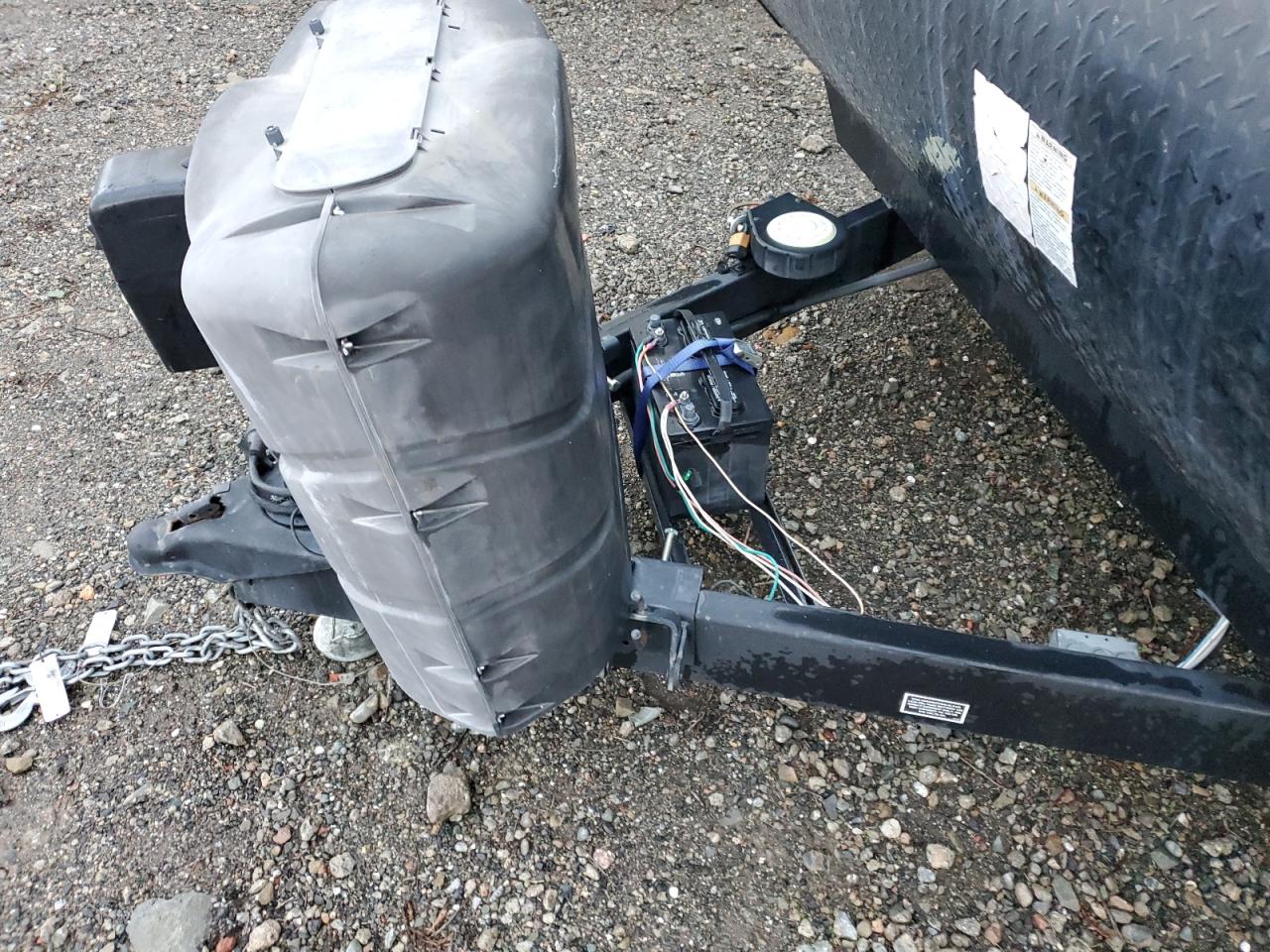 Lot #3317087988 2016 STARCRAFT CAMP TRAIL