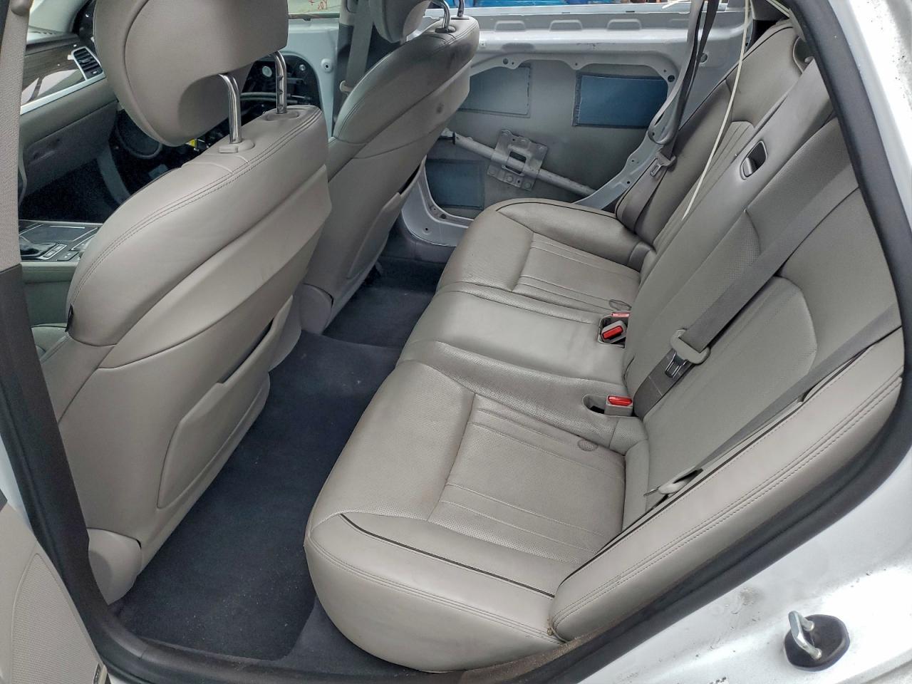 HYUNDAI GENESIS 3.8L