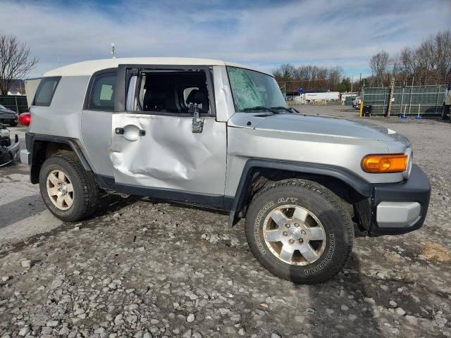 2008 TOYOTA FJ CRUISER #3301970462