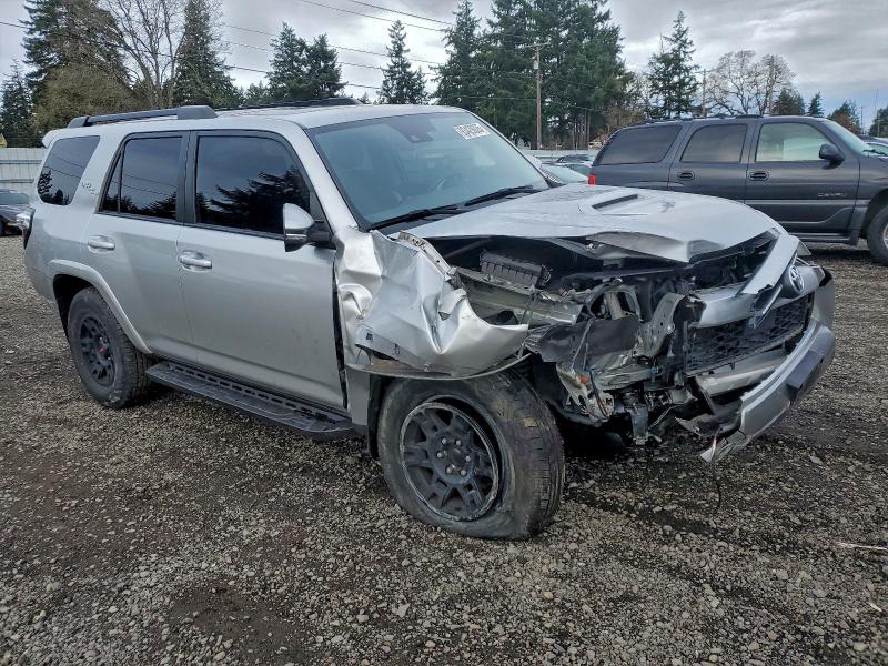 2022 TOYOTA 4RUNNER SR #3312301786