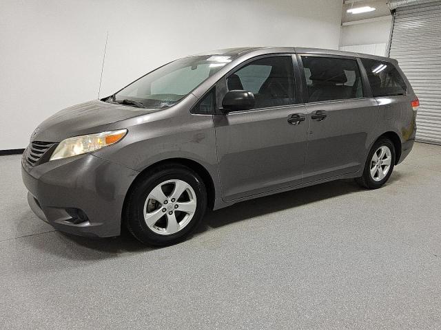 Global Auto Auctions: 2014 TOYOTA SIENNA