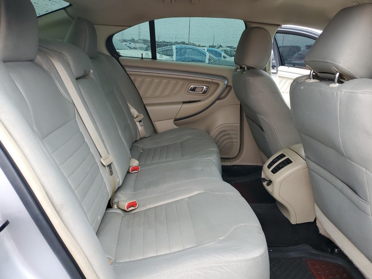 Lot #3311493249 2018 FORD TAURUS SE