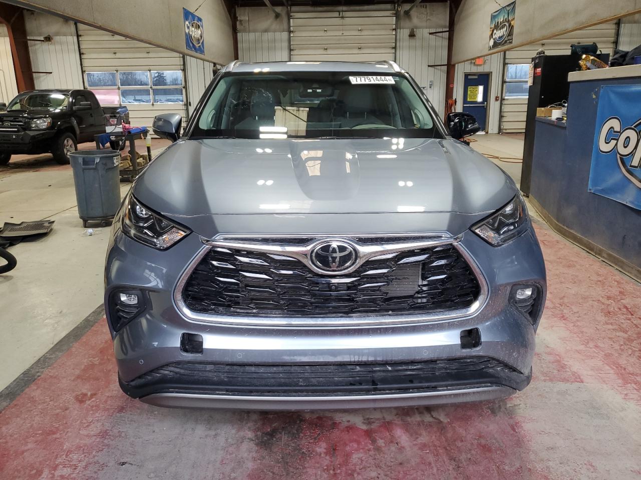 TOYOTA HIGHLANDER PLATINUM