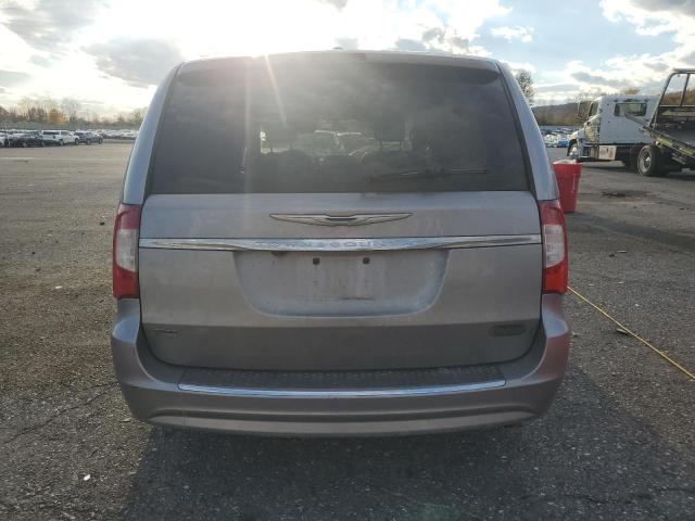 2013 CHRYSLER TOWN & COU #3303924696