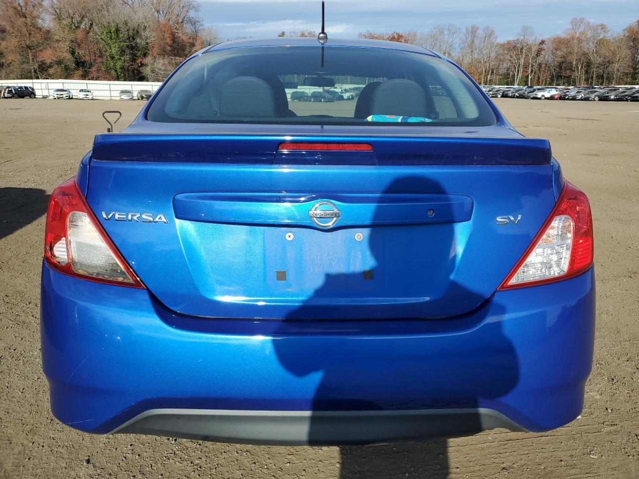 NISSAN VERSA S