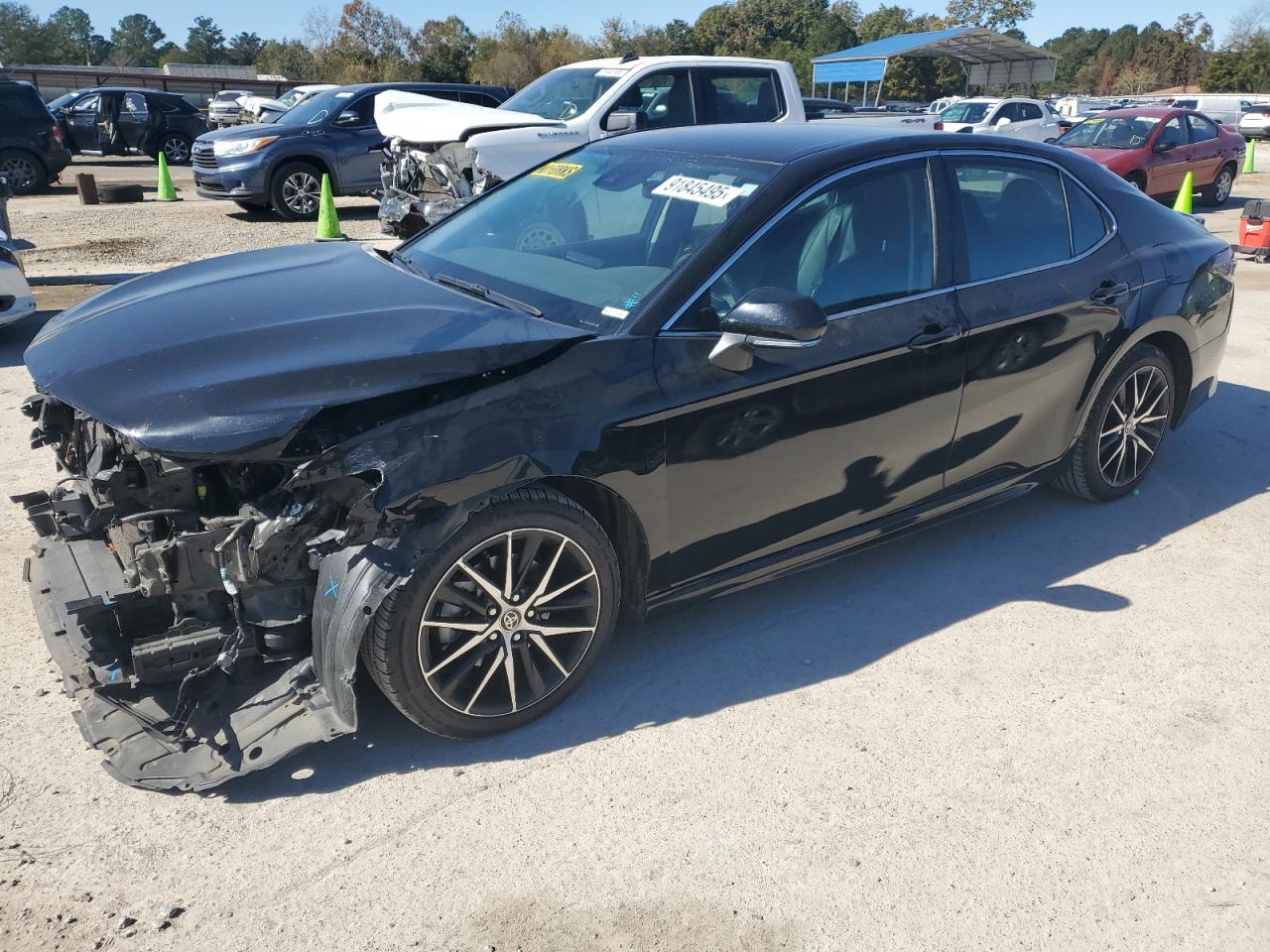 TOYOTA CAMRY SE NIGHT SHADE