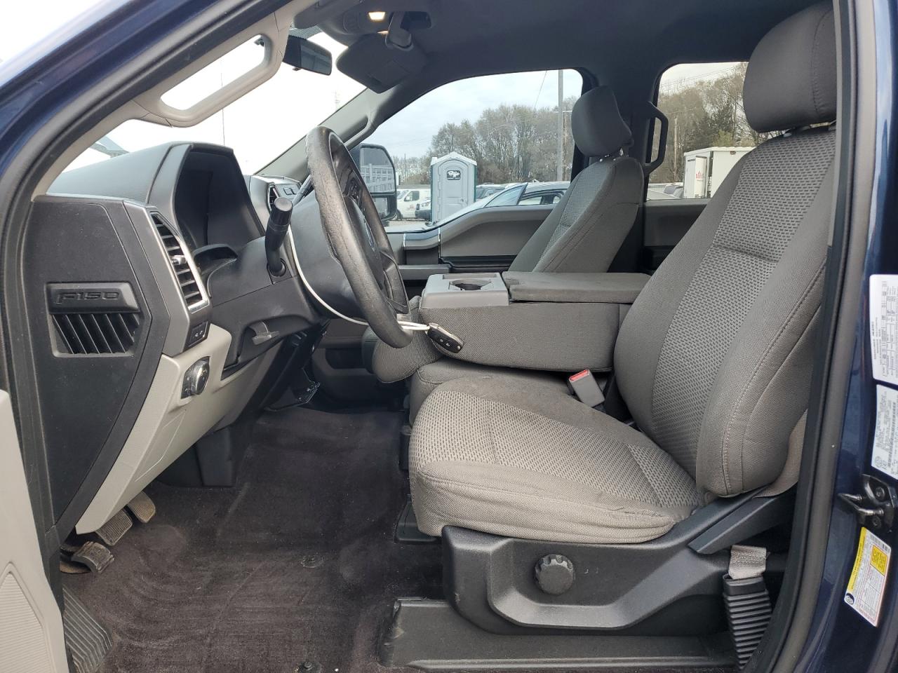 FORD F-150 SUPERCREW