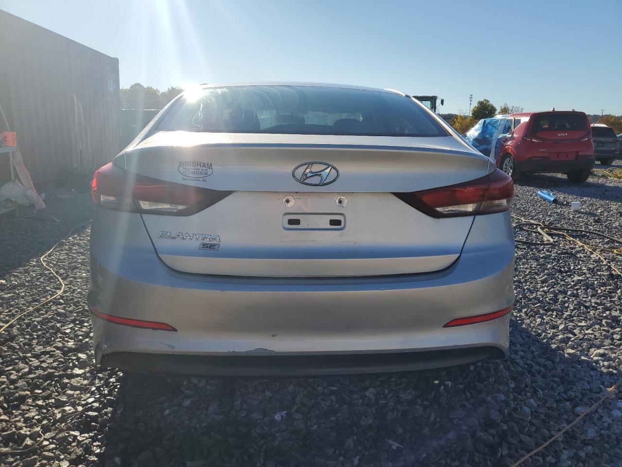 HYUNDAI ELANTRA SE