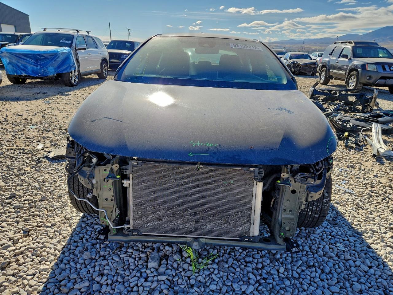 Lot #3303061778 2021 TOYOTA COROLLA LE