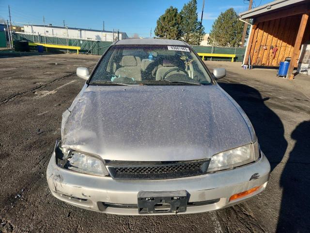 1996 HONDA ACCORD LX #3298255042