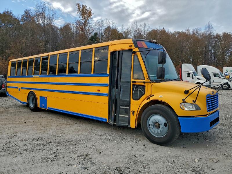 Global Auto Auctions: 2008 FREIGHTLINER CHASSIS B2