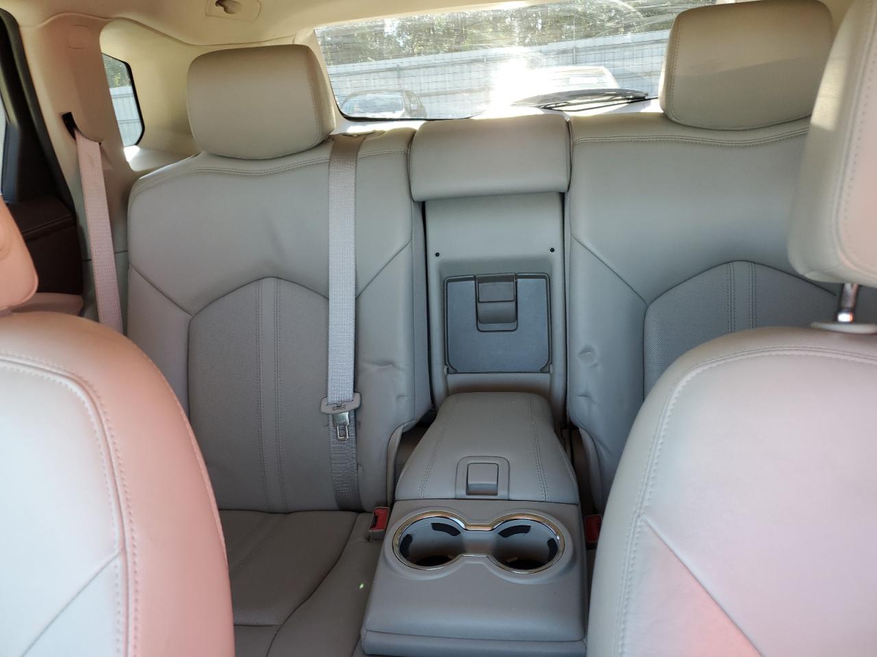 CADILLAC SRX LUXURY COLLECTION