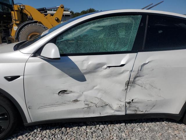 2025 TESLA MODEL Y #3305390324