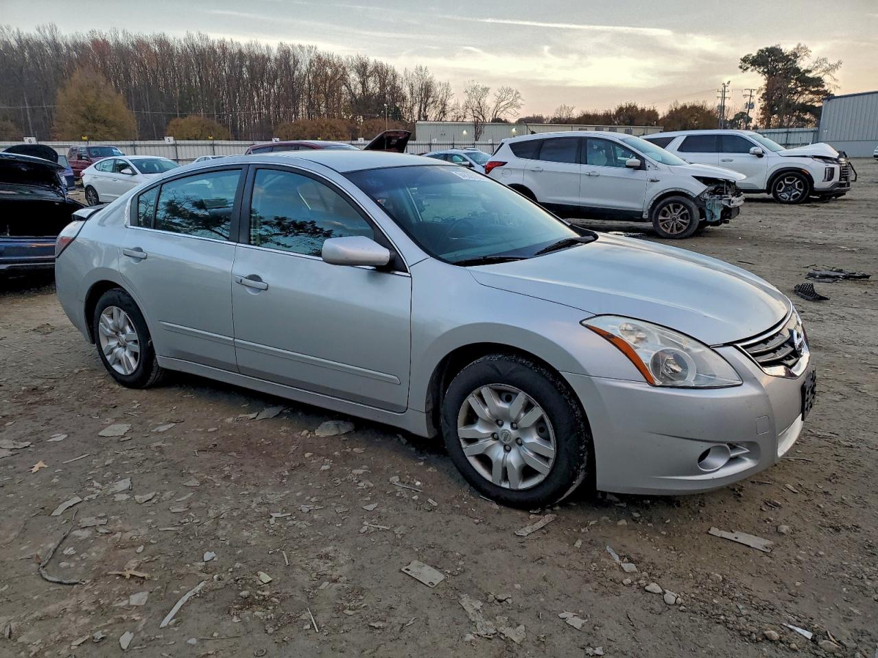 NISSAN ALTIMA BASE
