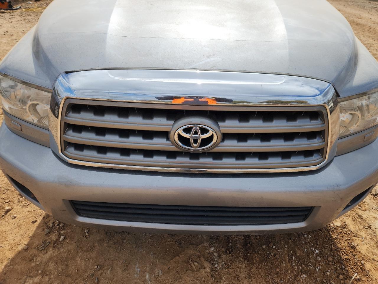 TOYOTA SEQUOIA LIMITED