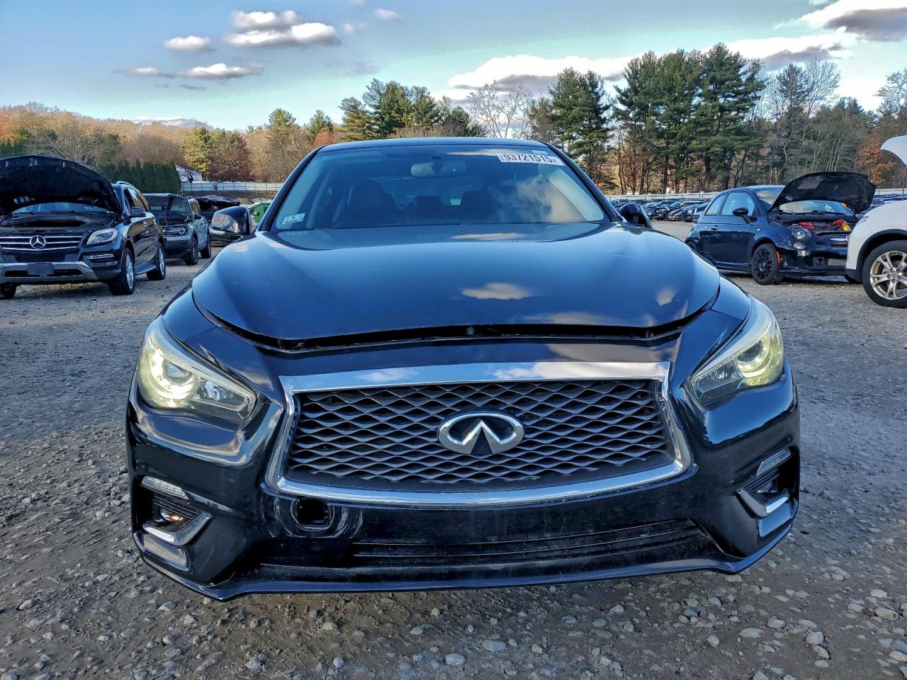 INFINITI Q50 LUXE