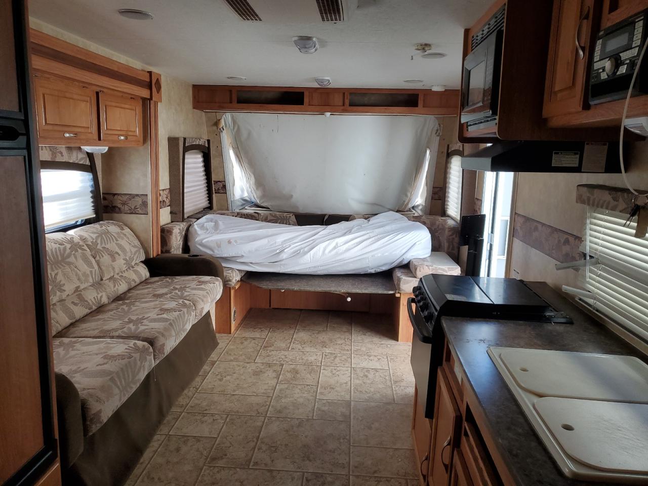 Lot #3285748678 2010 JAYCEE JAY FEATHE