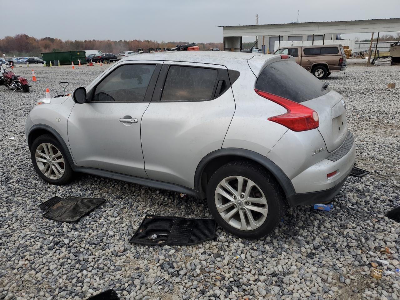 NISSAN JUKE S