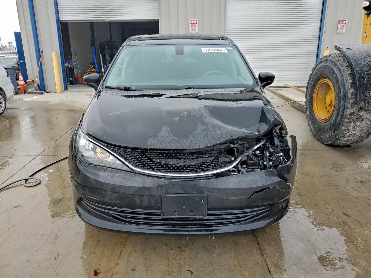 CHRYSLER PACIFICA TOURING