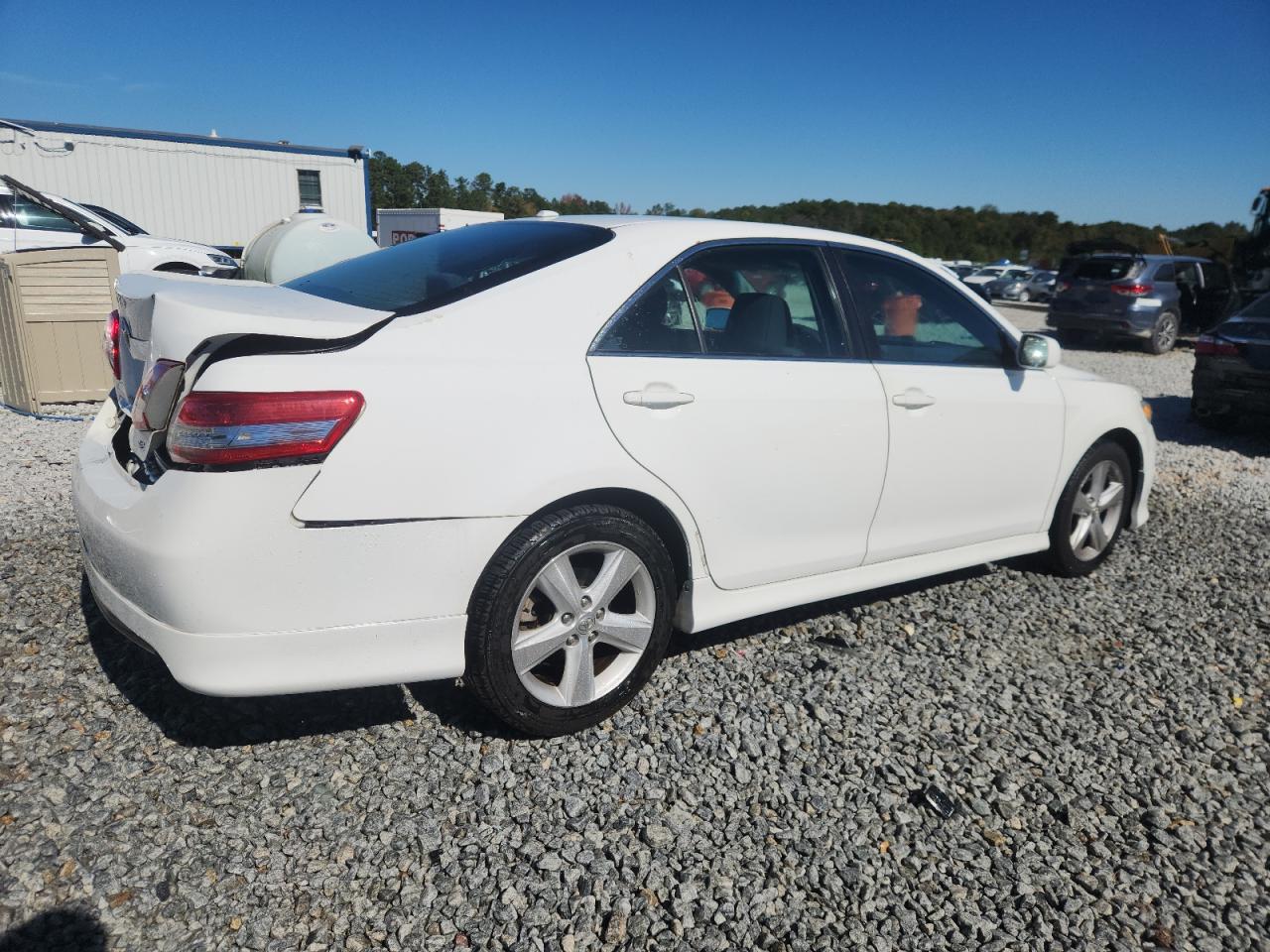 TOYOTA CAMRY SE