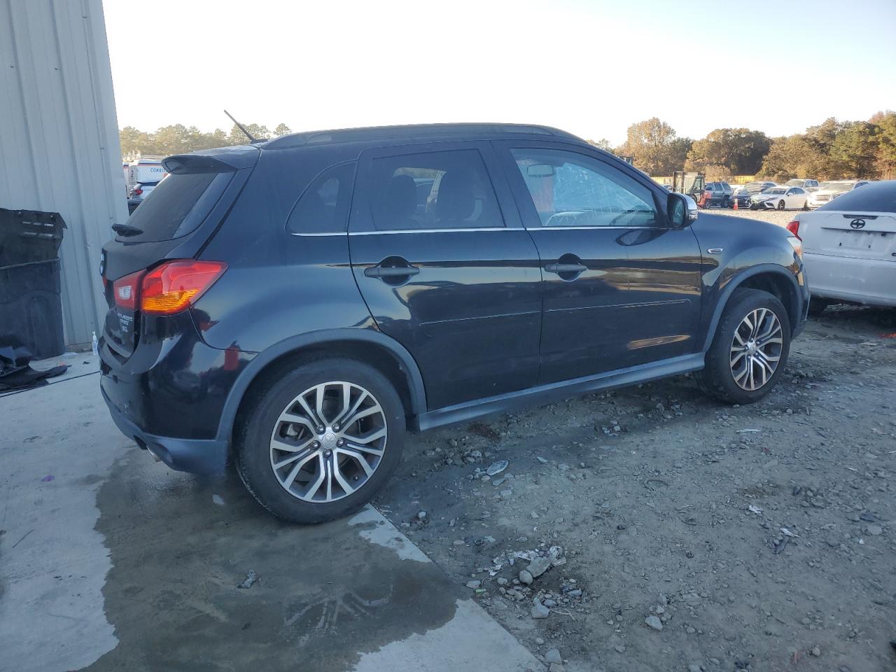 MITSUBISHI OUTLANDER SEL