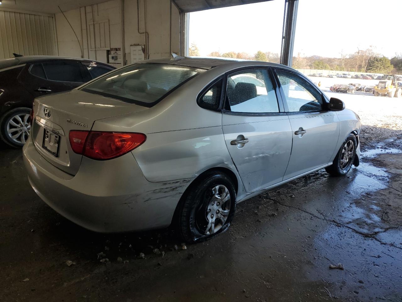 HYUNDAI ELANTRA BLUE