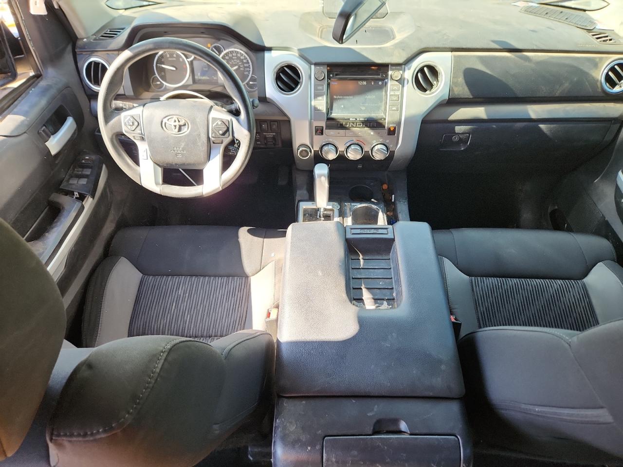 TOYOTA TUNDRA DOUBLE CAB SR