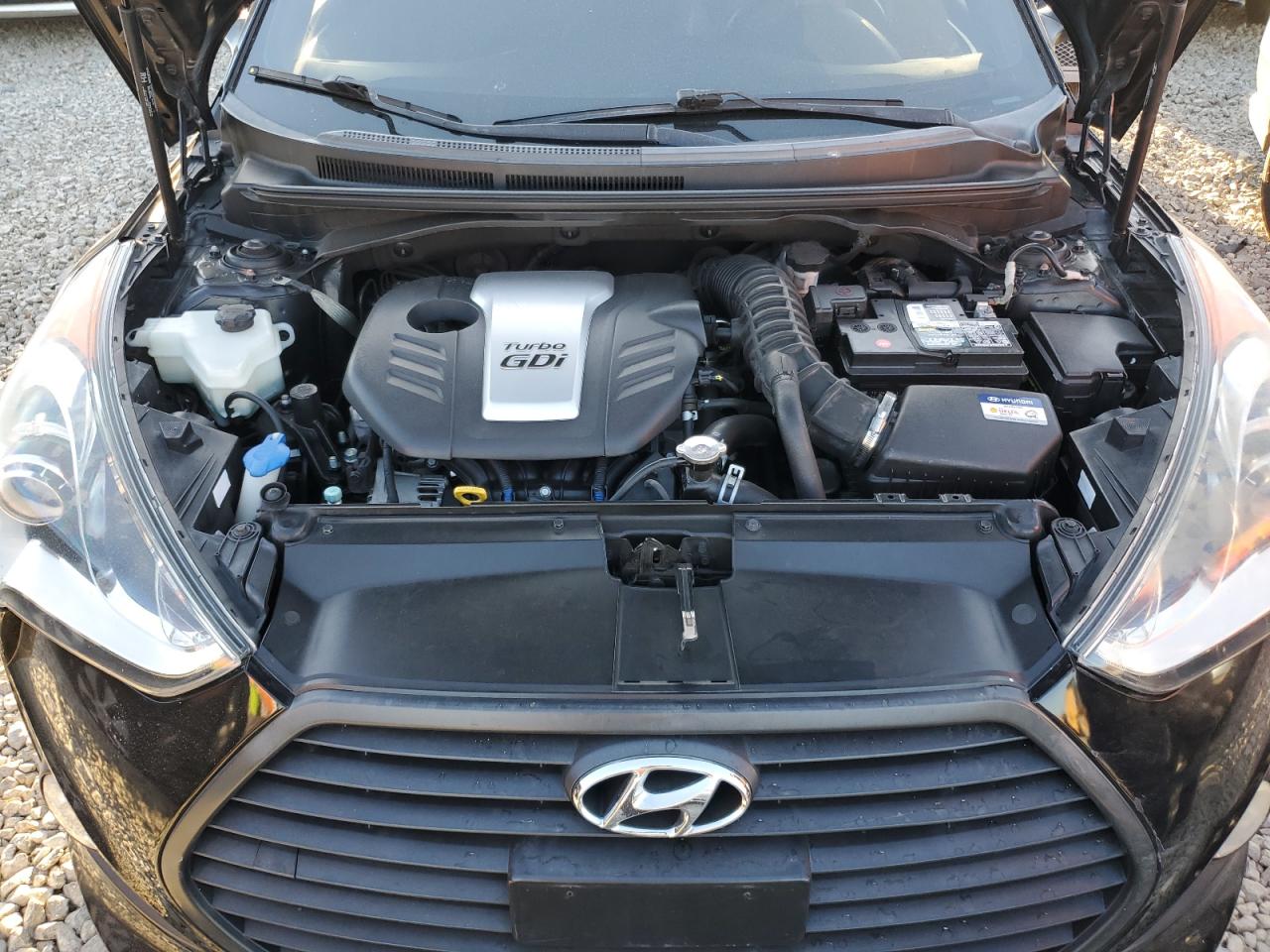 HYUNDAI VELOSTER TURBO