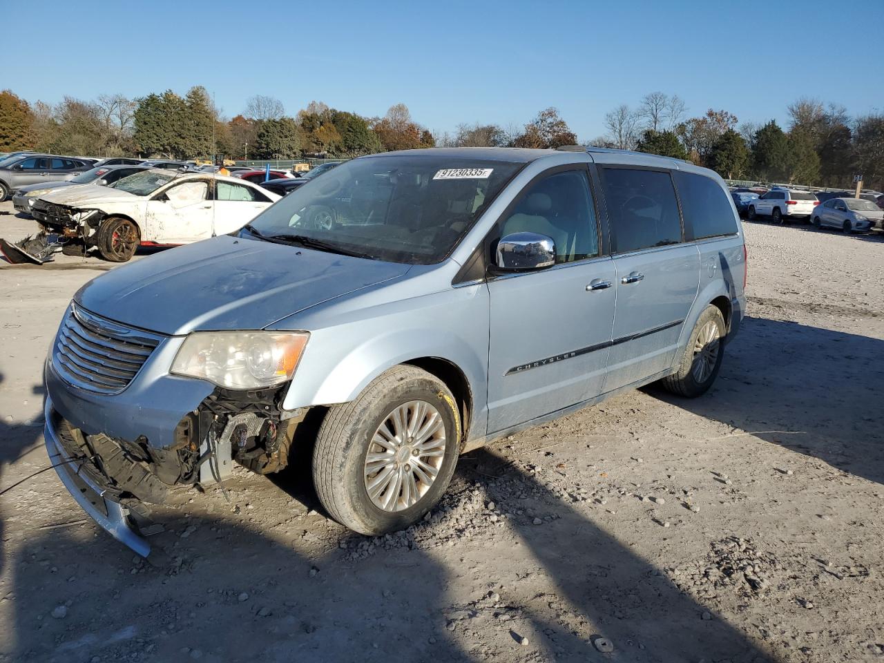 CHRYSLER TOWN & COUNTRY LIMITED