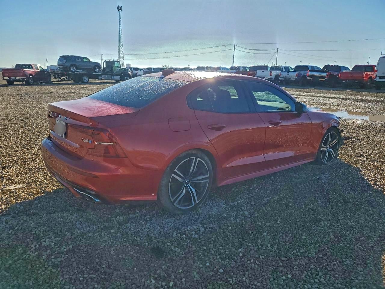 VOLVO S60 T6 R-DESIGN