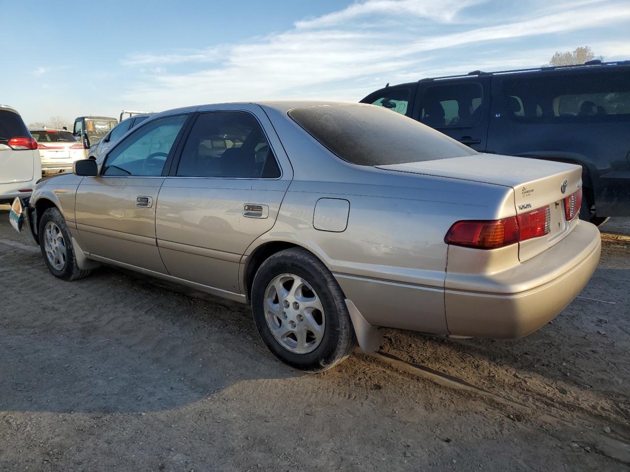 Lot #3285900574 2001 TOYOTA CAMRY LE