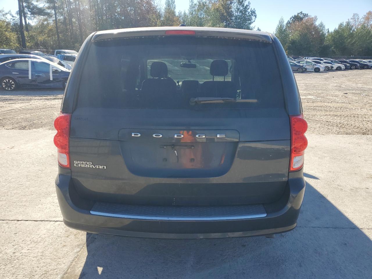 DODGE GRAND CARAVAN SE